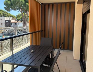 One-Bedroom Apartment with Pool View