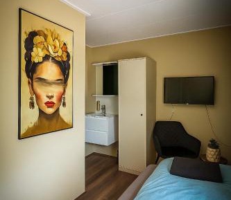 Single Room with Shower