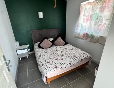 Double Room with Shared Bathroom