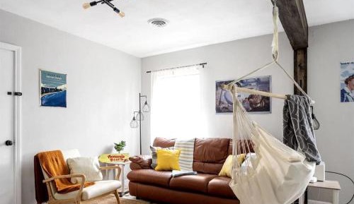 Room #1473734302