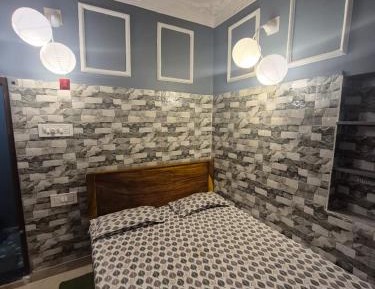 Single Room with Private Bathroom