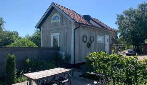 One-Bedroom House