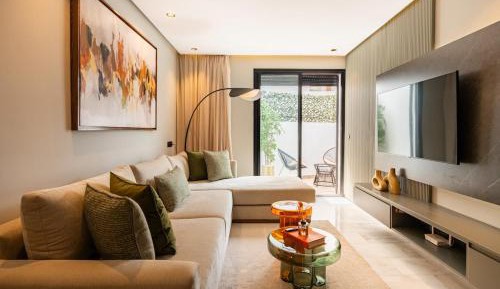 One-Bedroom Apartment