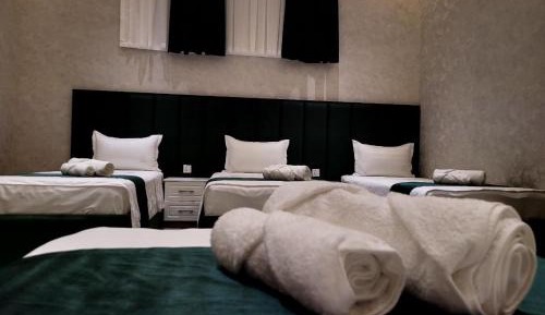 Deluxe Family Room