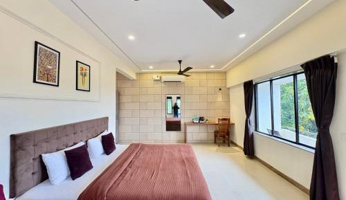 Classic Signature Room