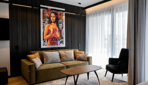 Deluxe Double Studio