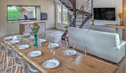 Five-Bedroom Holiday Home