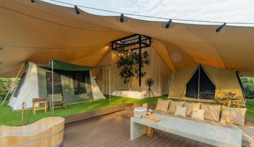 Glamping Suite