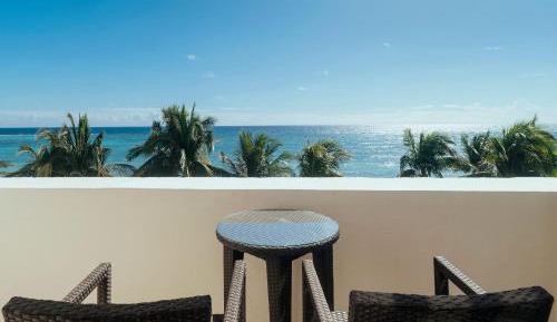 Junior Suite with Balcony