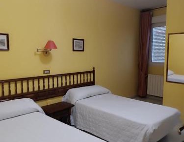 Twin Room with Private Bathroom