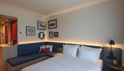 Queen Room with Sofa Bed