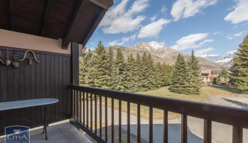 Superior One-Bedroom Apartment with Balcony