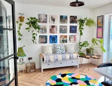 Four-Bedroom Holiday Home
