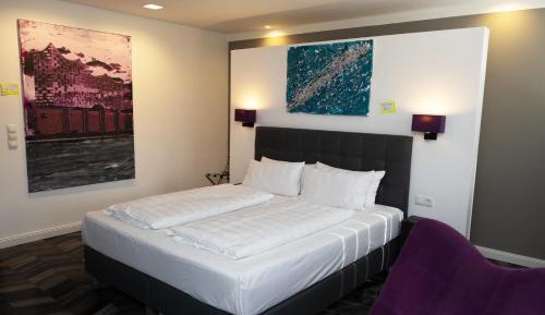 Large Double Room