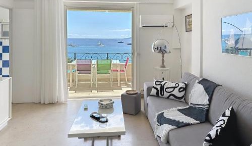 One-Bedroom Apartment with Balcony and Sea View