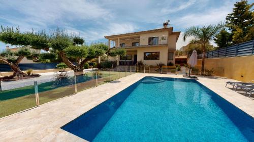 Deluxe Villa