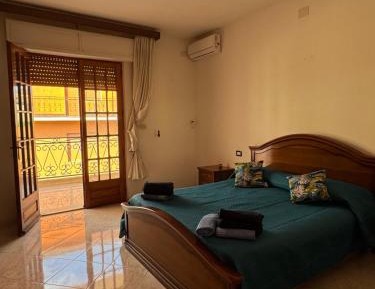 Three-Bedroom Deluxe Apartment