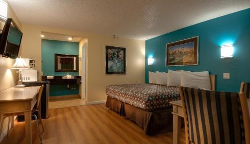 Deluxe King Non-Smoking