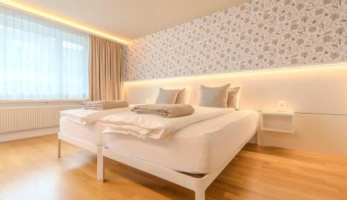 Double or Twin Room with Balcony