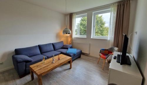 One-Bedroom Apartment with Shower