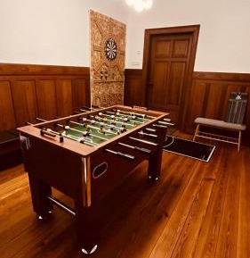 Superior One-Bedroom Apartment