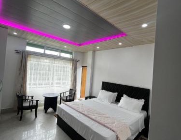 Suite with Garden View