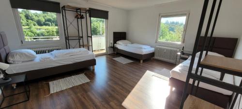 Four-Bedroom Apartment with Balcony 