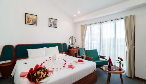 Deluxe Double Room with Balcony