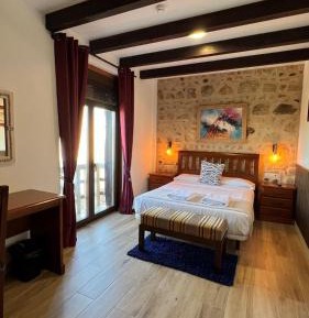 Queen Room with Sea View