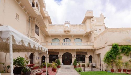 Seven-Bedroom House