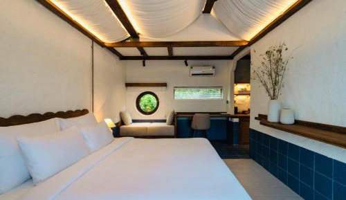 Queen Room with Sea View