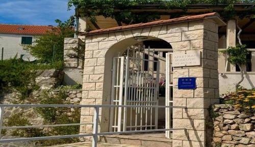 Bungalow with Terrace