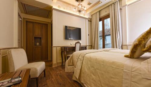 Executive Double Room with Terrace