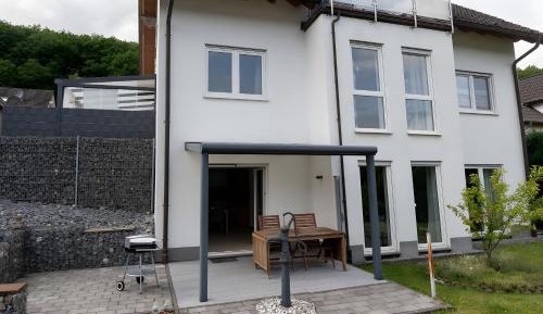 Superior One-Bedroom Apartment