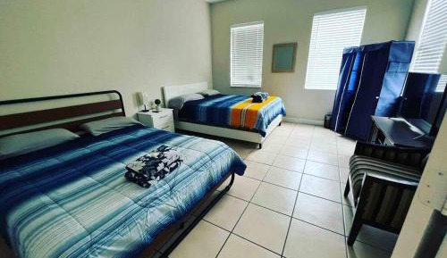 Deluxe Family Room