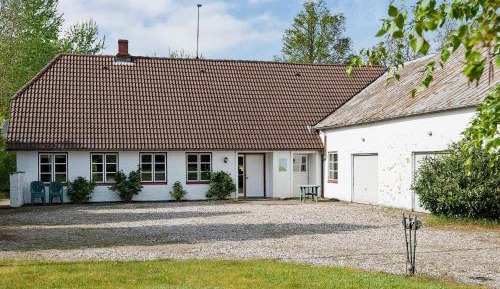 Six-Bedroom Holiday Home