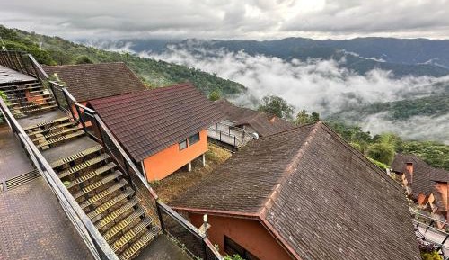 Cottage with Garden View