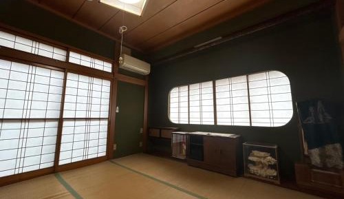 Triple Room with Shared Bathroom