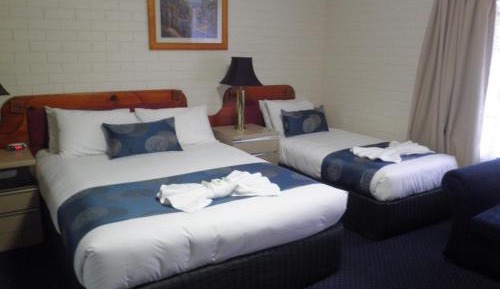Twin Room - Ground Level