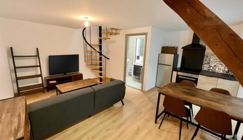 Apartment with City View