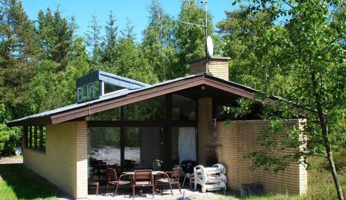 Three-Bedroom Holiday Home 