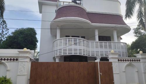 Villa - Beach Front