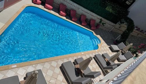 Superior Studio with pool view 