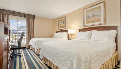 Standard Queen Room with Two Queen Beds