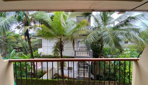 Suite with Mountain View