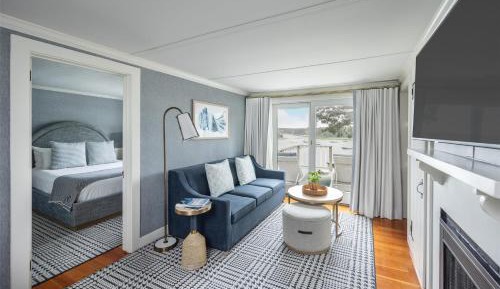 Queen Room with Balcony