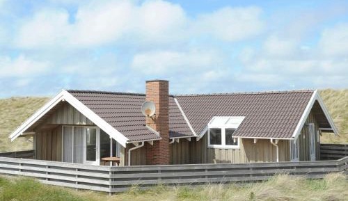 Three-Bedroom Vacation Home 