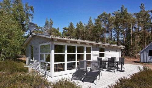Two-Bedroom Holiday Home