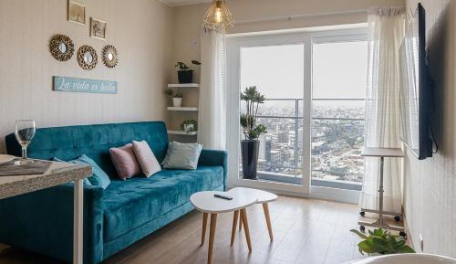 Deluxe One-Bedroom Apartment with City View