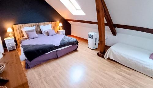 Double Room with Private Bathroom